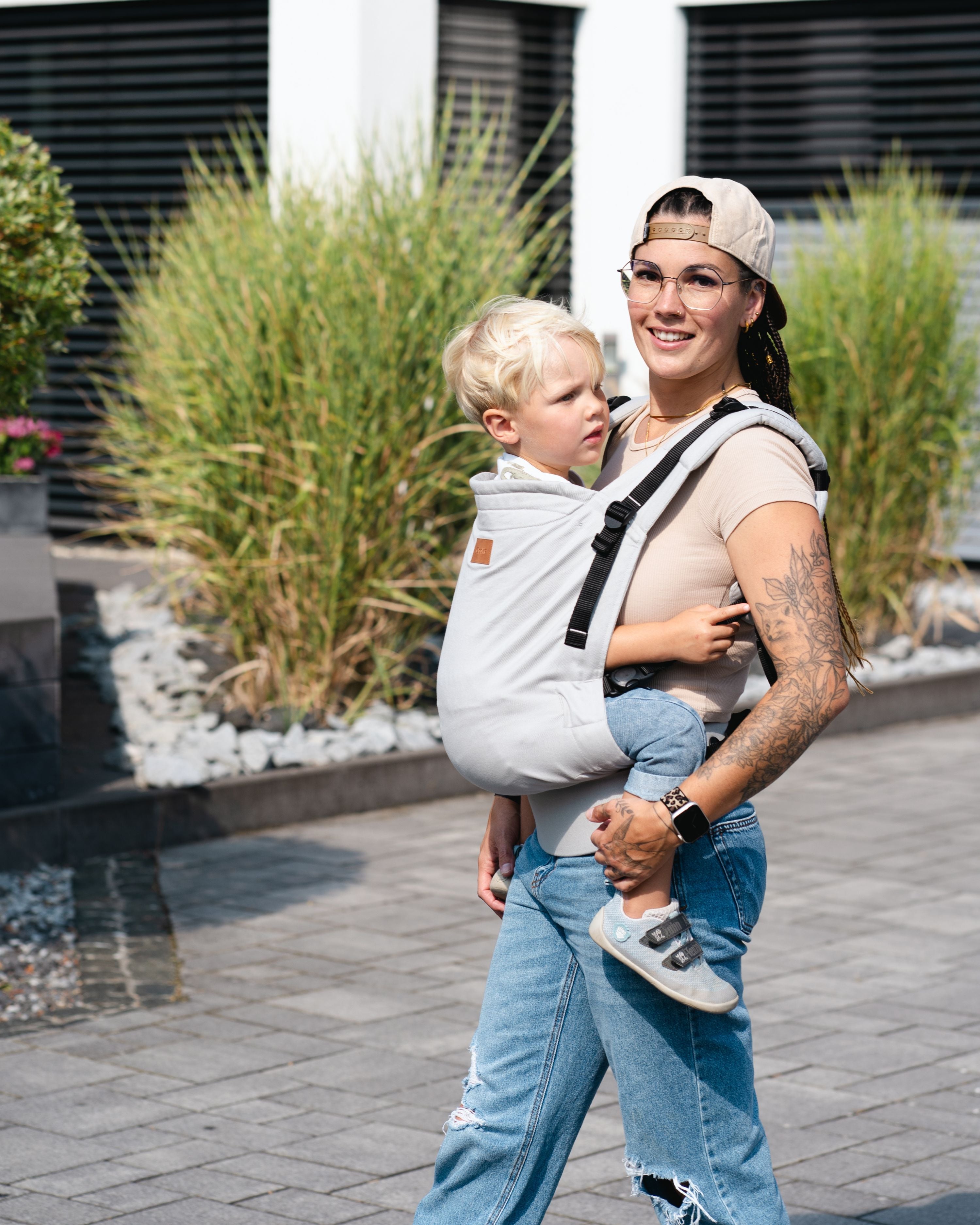 Qookie Ultimo - Toddler Trage - Creme