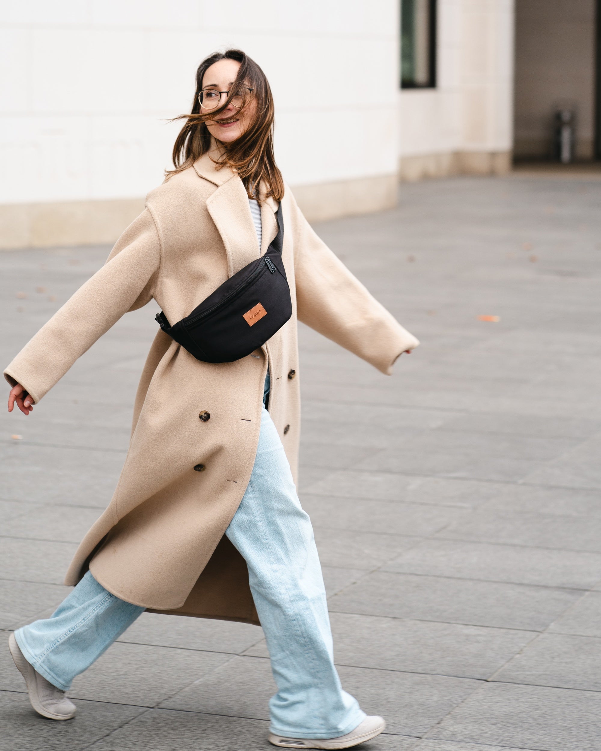 Qookie Sling Bag - Black