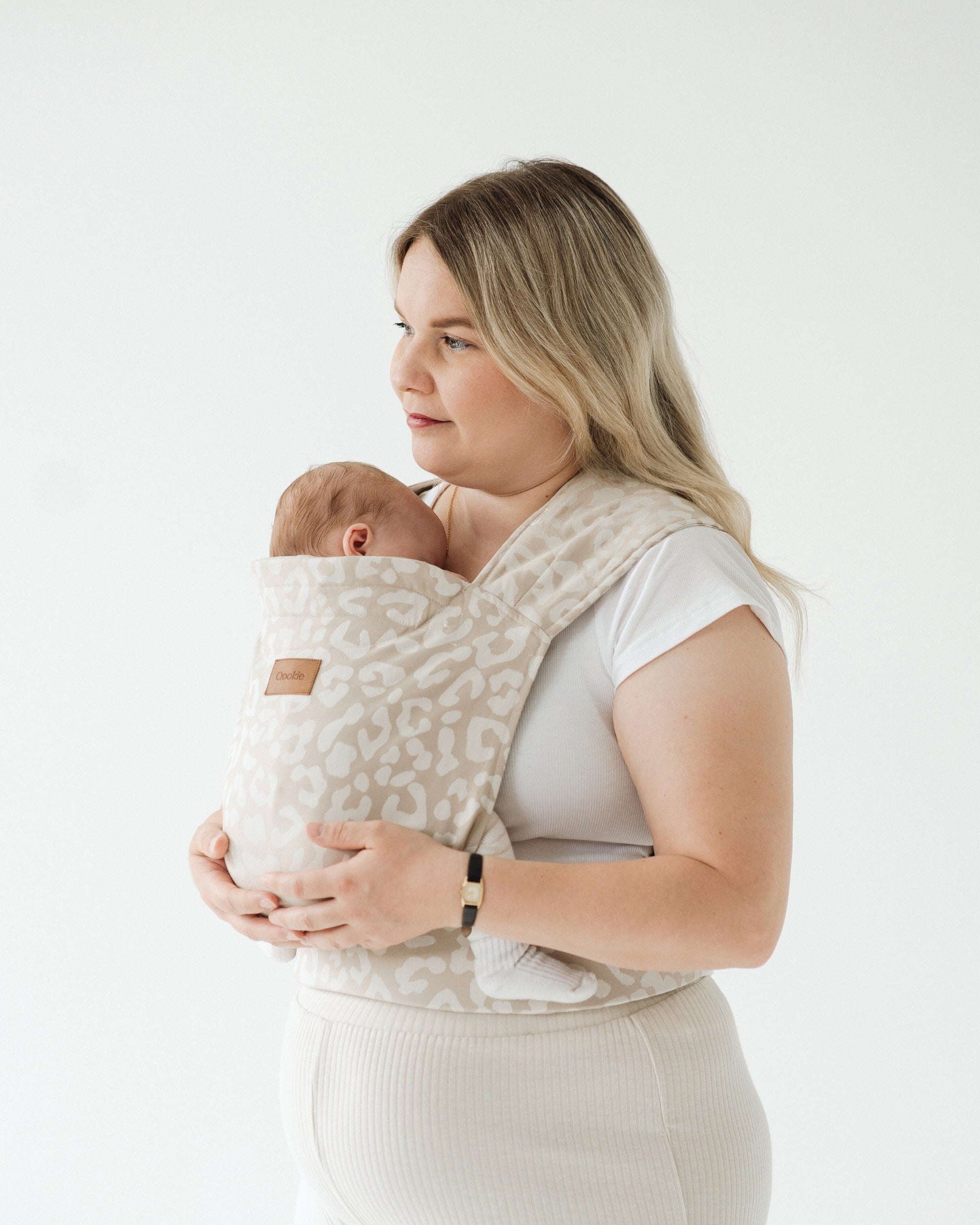 Qookie Vario - Full Buckle Babytrage - Leo Beige