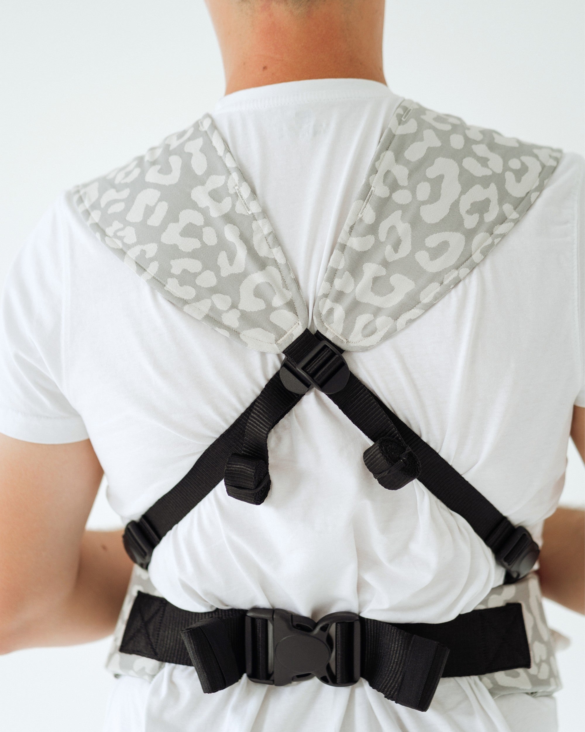 Qookie Vario - Full Buckle Babytrage - Leo Grey