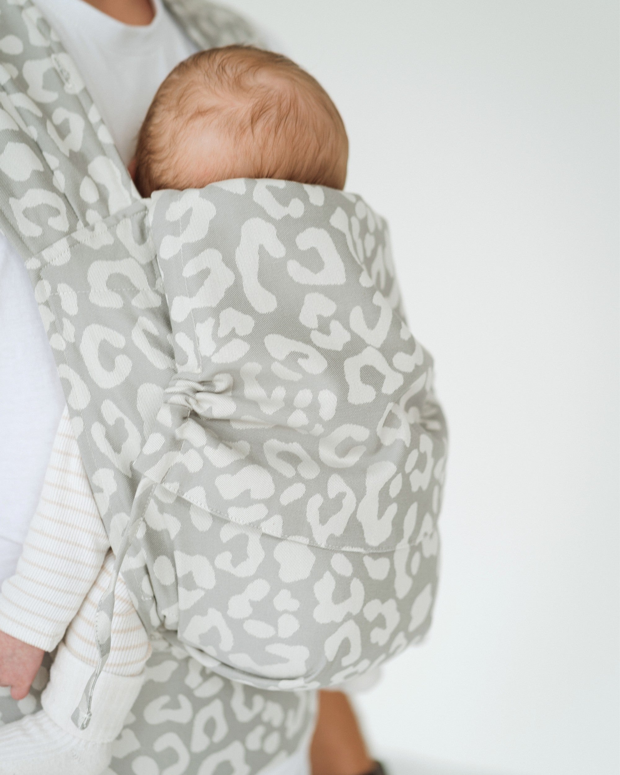 Qookie Vario - Full Buckle Babytrage - Leo Grey