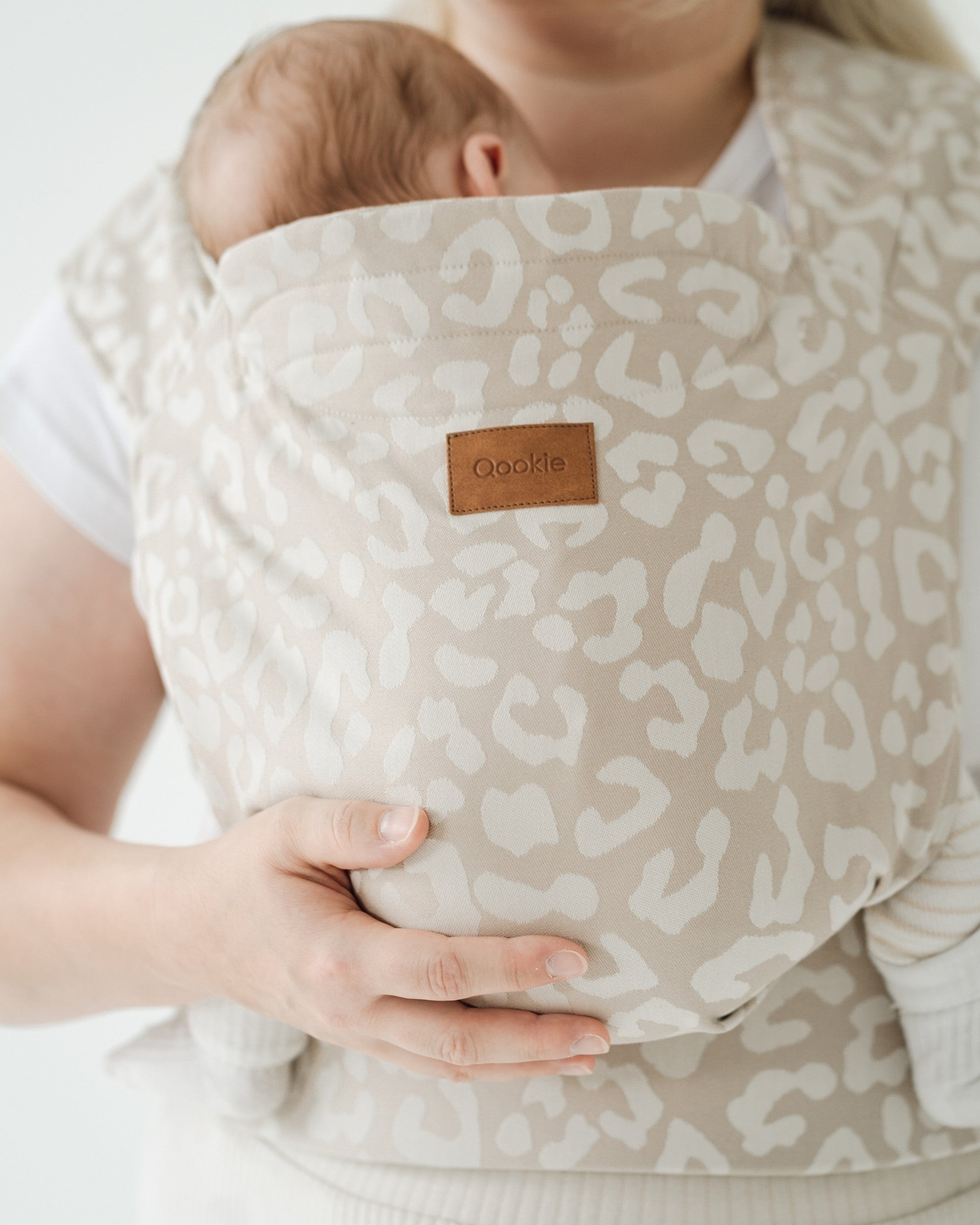 Qookie Vario - Full Buckle Babytrage - Ruby