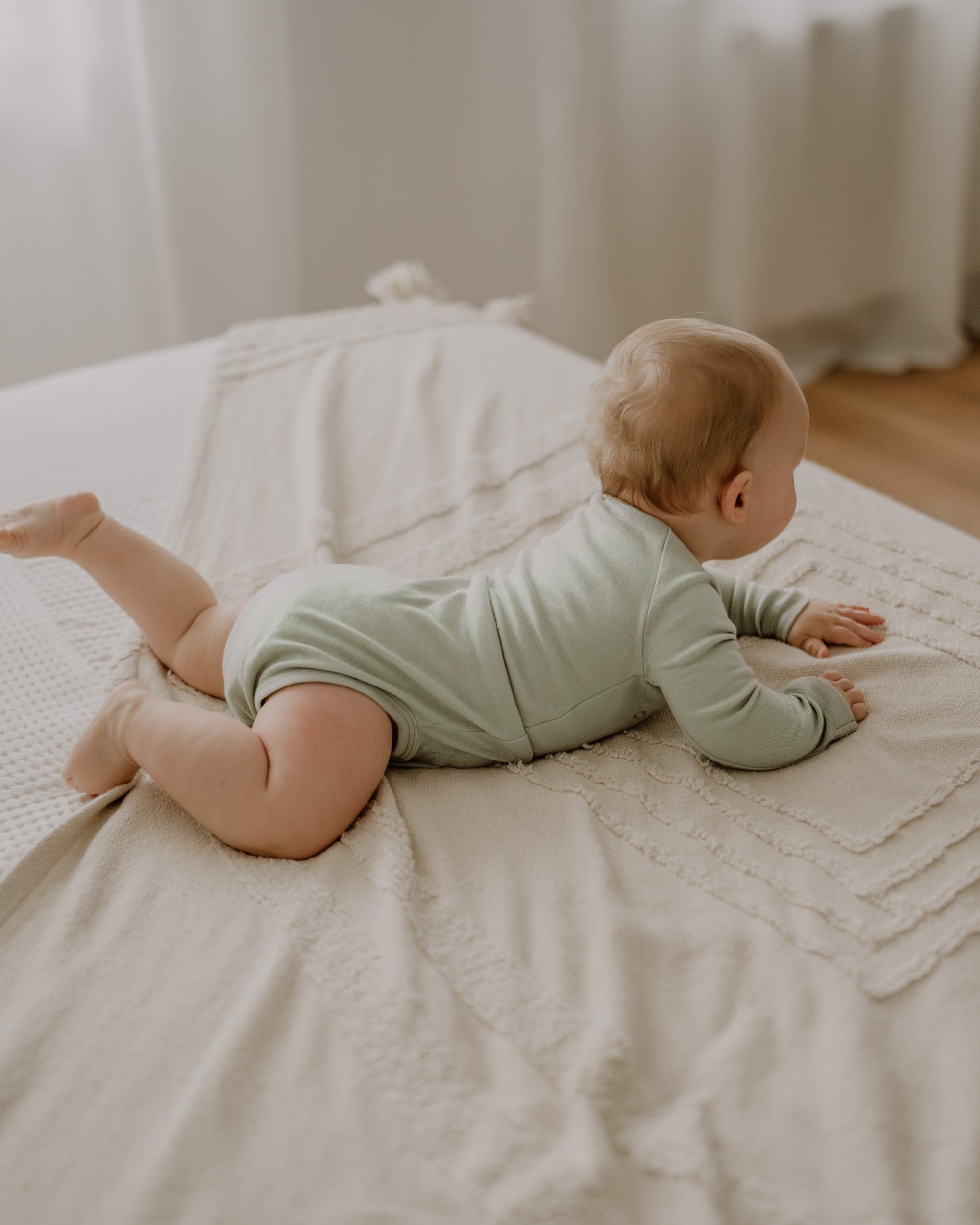 Wolle Seide Wickelbody - Salvia